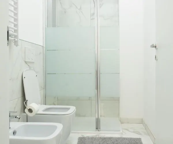 Ca' Garibaldi - Centralissimo 500mt Da Palazzo Reale Apartamento