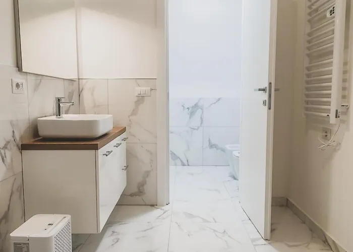 Apartamento Ca' Garibaldi - Centralissimo 500mt Da Palazzo Reale *