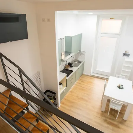 Ca' Garibaldi - Centralissimo 500mt Da Palazzo Reale Appartement *
