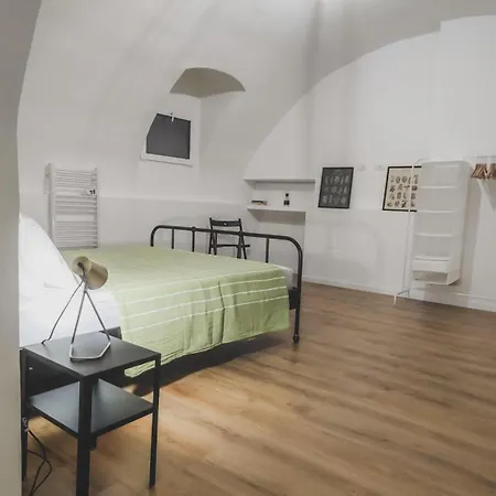 Ca' Garibaldi - Centralissimo 500mt Da Palazzo Reale Lejlighed *